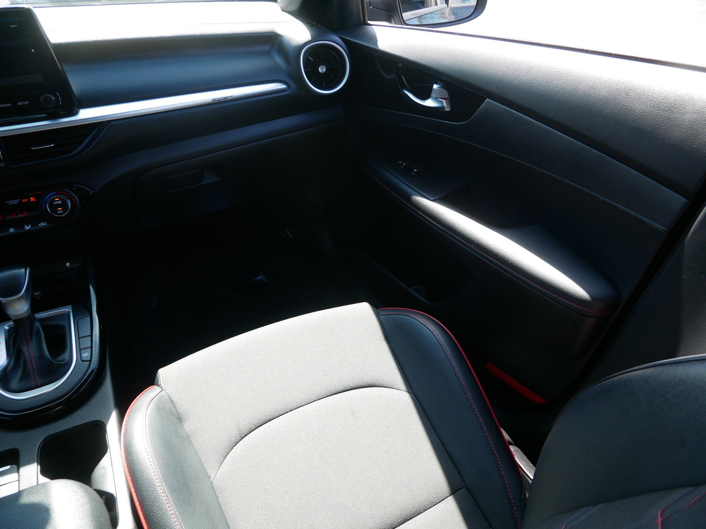 Used 2023 Kia Forte GT FWD image 11