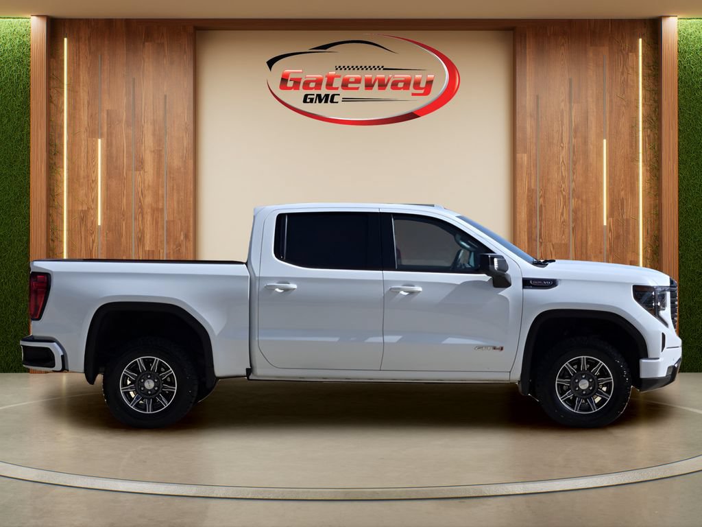 Used 2025 GMC Sierra 1500 AT4 AWD/4WD image 4