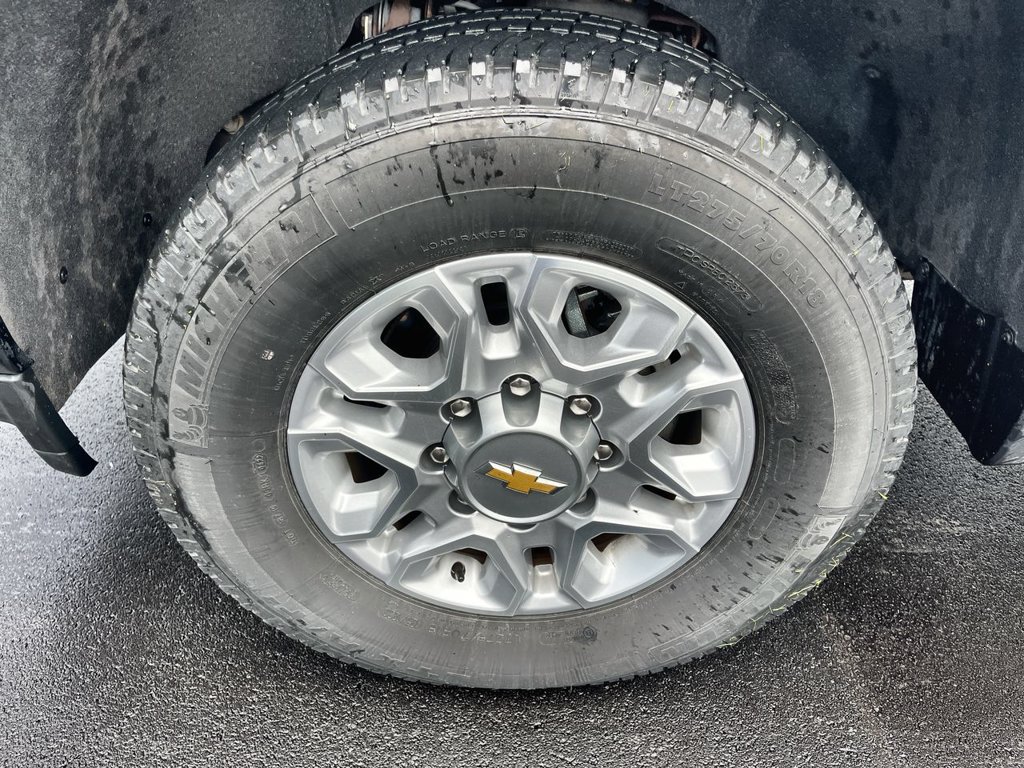 Certified 2022 Chevrolet Silverado 3500 W/T w/ WT Convenience Package AWD/4WD image 30