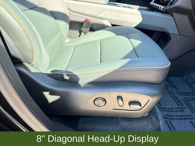 Used 2024 GMC Acadia AT4 w/ Luxury Package image 14