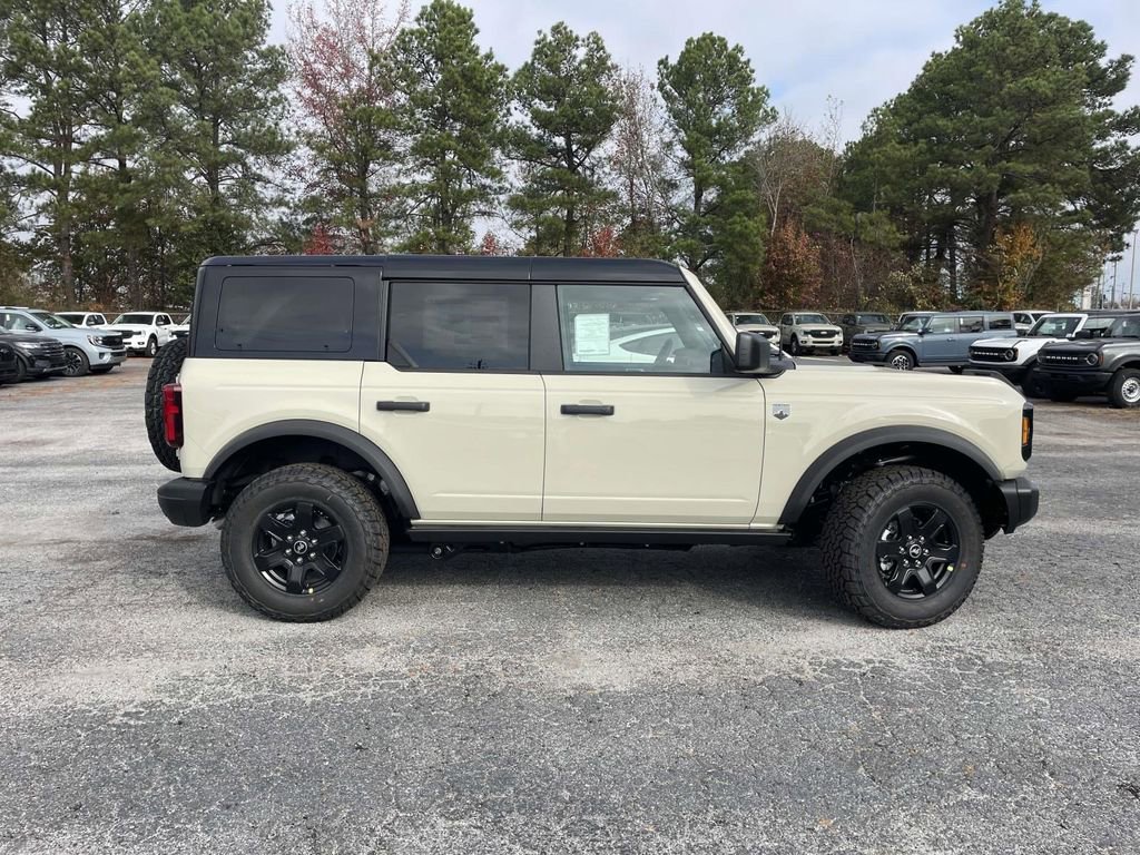 New 2025 Ford Bronco Big Bend w/ Black Diamond Package image 2