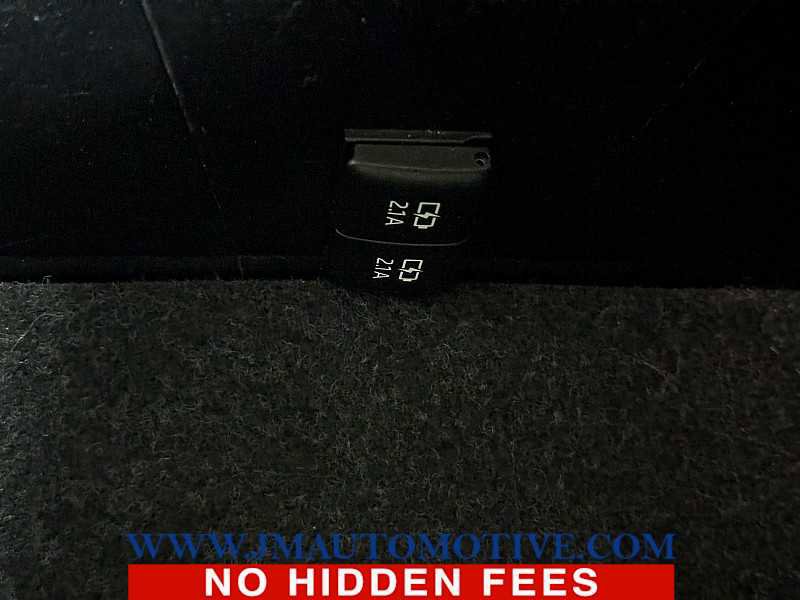 Used 2019 Toyota Tacoma SR5 image 36