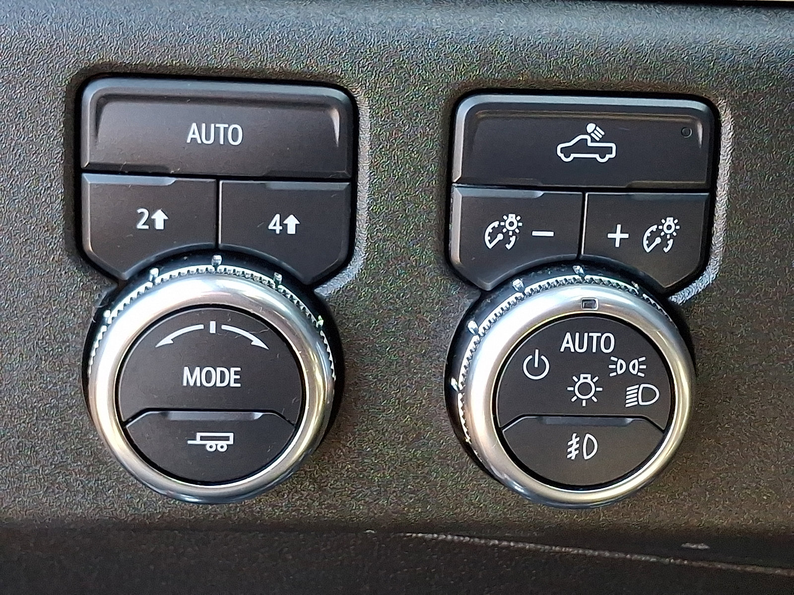 Used 2025 GMC Sierra 1500 Elevation AWD/4WD image 25