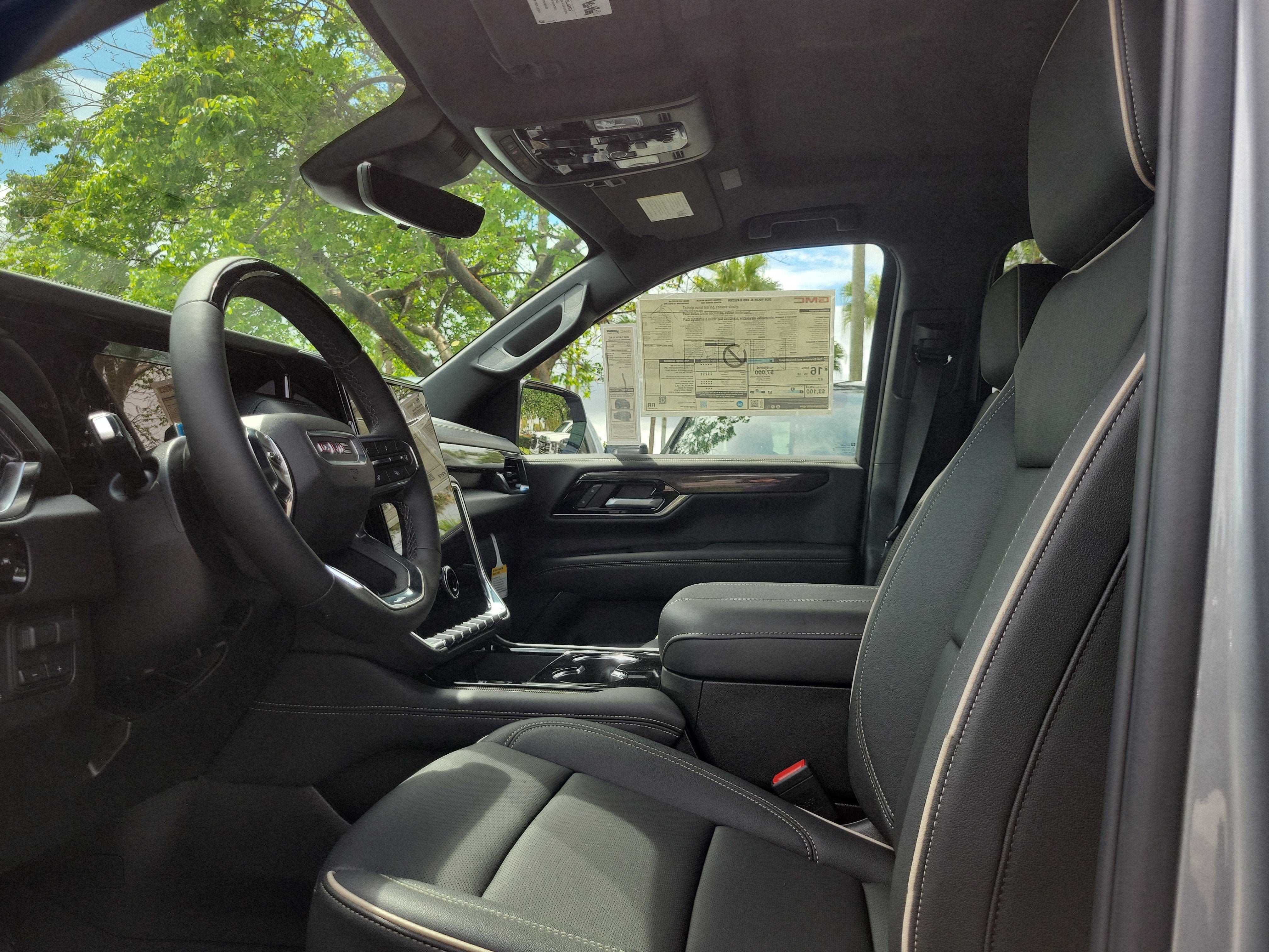New 2026 GMC Yukon XL Elevation w/ Elevation Premium Package AWD/4WD image 8