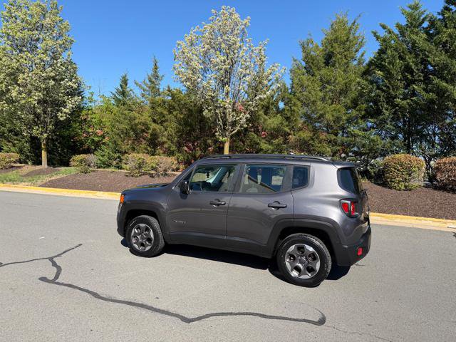 Used 2016 Jeep Renegade Sport w/ Power & Air Group AWD/4WD image 3