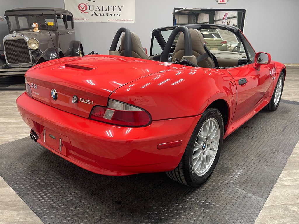Used 2002 BMW Z3 2.5i RWD image 19