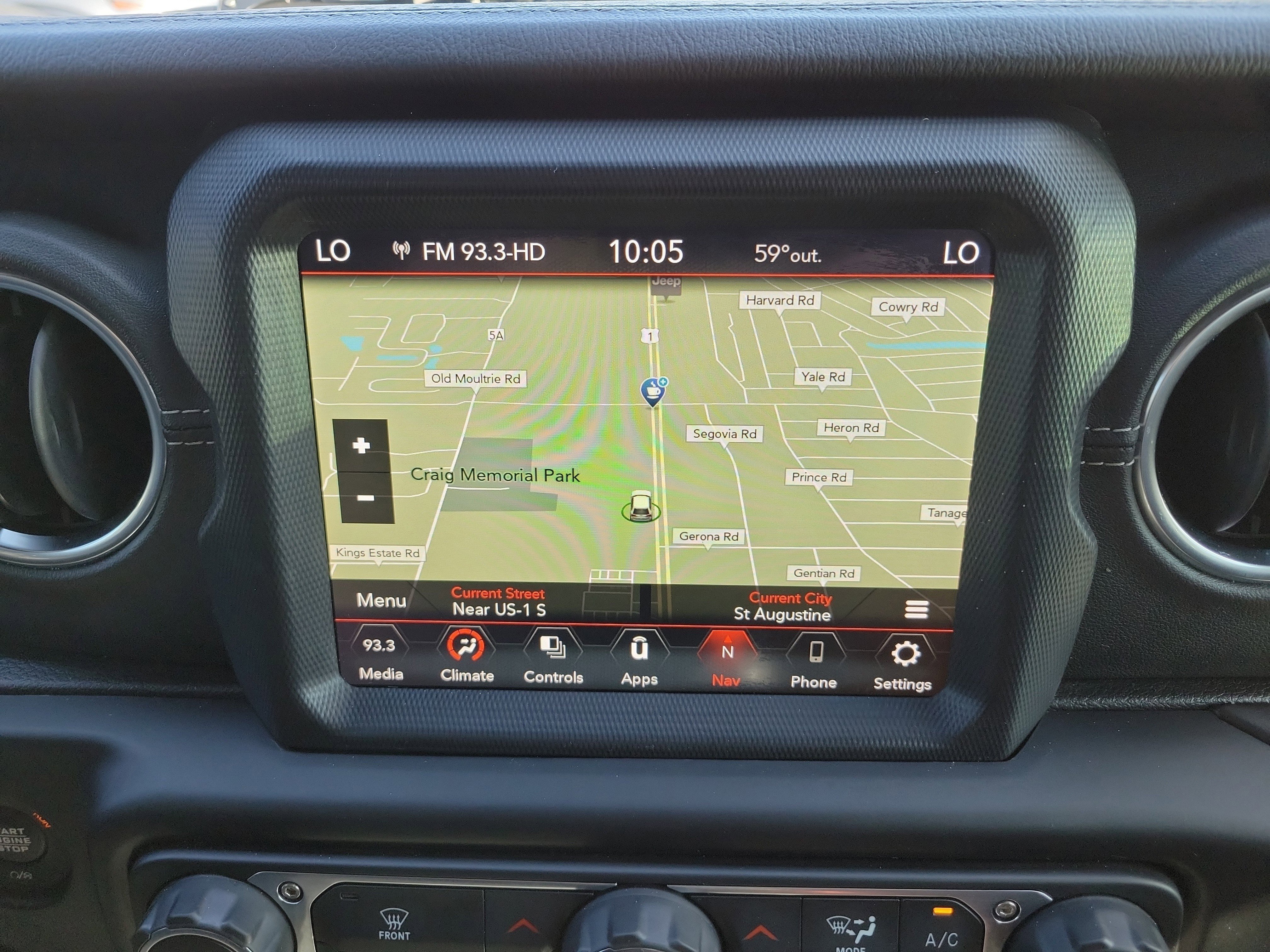 Used 2020 Jeep Wrangler Unlimited Sahara AWD/4WD image 34