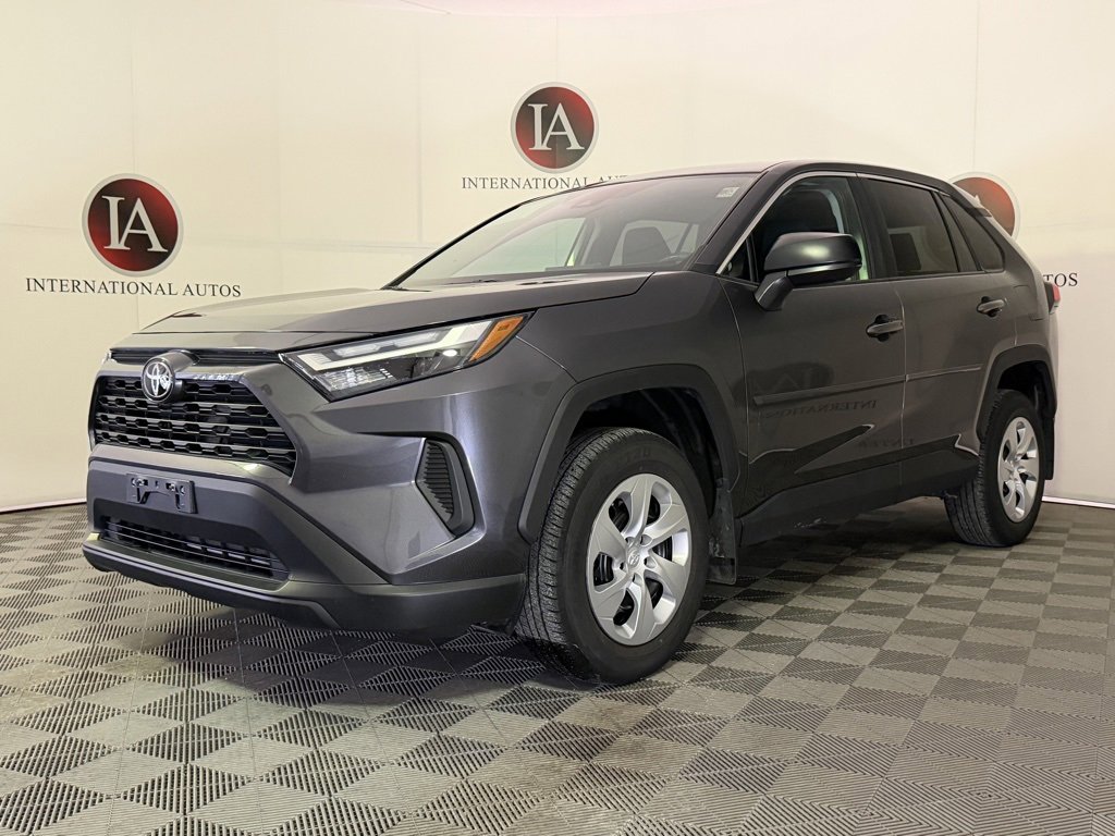 Used 2023 Toyota RAV4 LE image 3