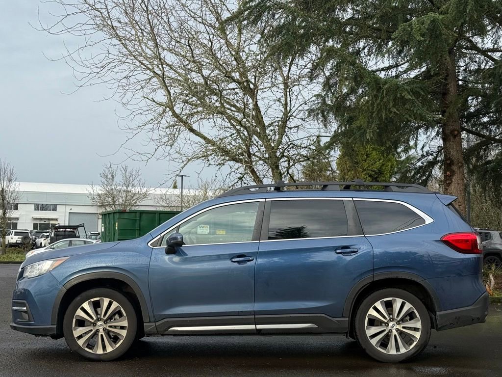 Used 2022 Subaru Ascent Limited w/ Technology Package image 2