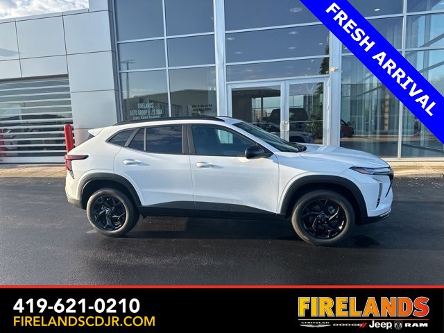 Used 2025 Chevrolet Trax LT image 31