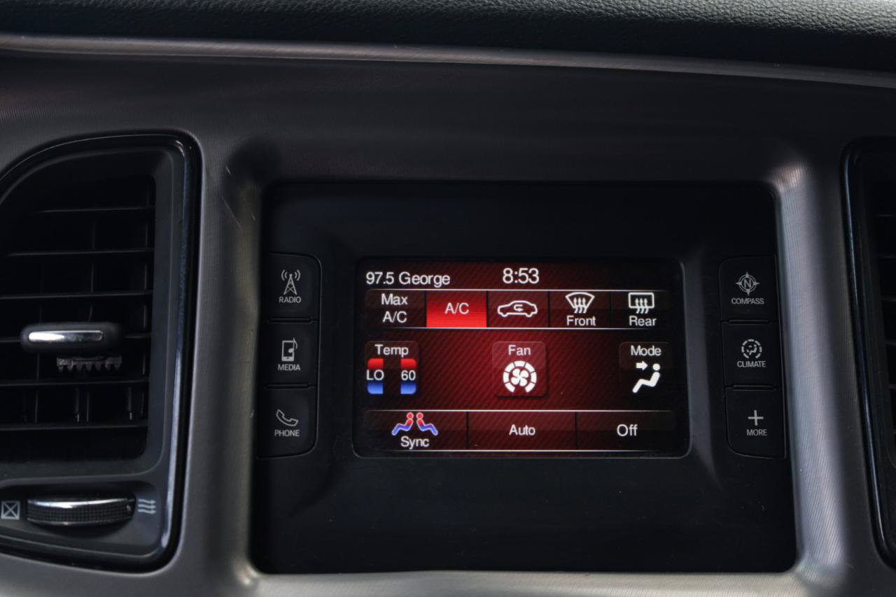 Used 2017 Dodge Challenger R/T RWD image 31