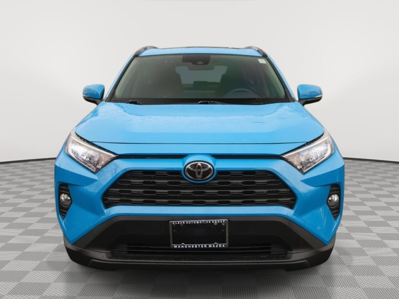 Used 2019 Toyota RAV4 XLE Premium w/ Cold Weather Package AWD/4WD image 17
