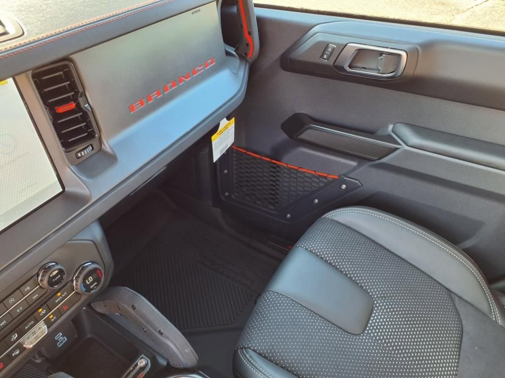 New 2025 Ford Bronco Raptor image 18