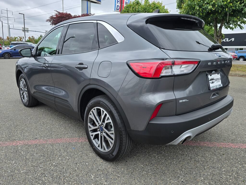 Used 2022 Ford Escape SEL AWD/4WD image 3