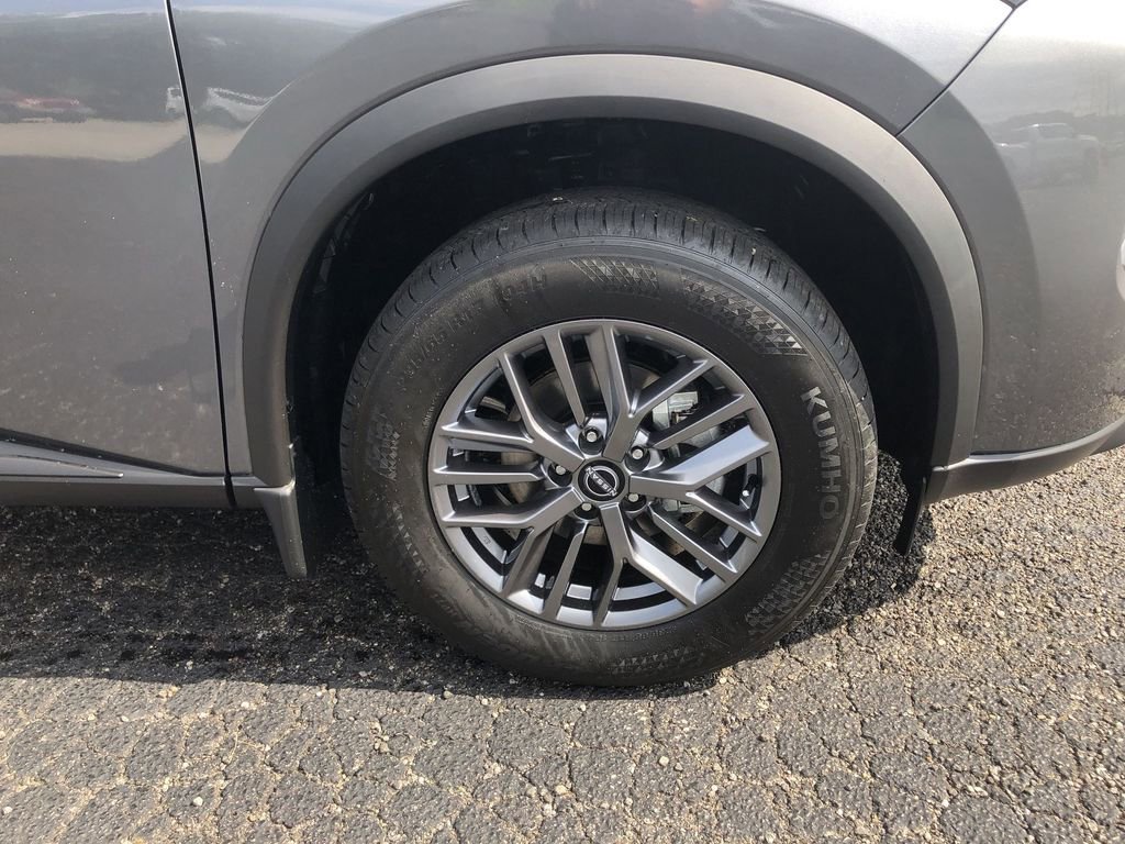 Certified 2026 Nissan Rogue S AWD/4WD image 14