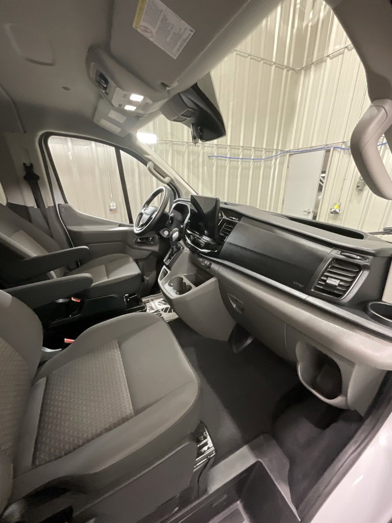 Used 2023 Ford Transit 350 XLT image 12