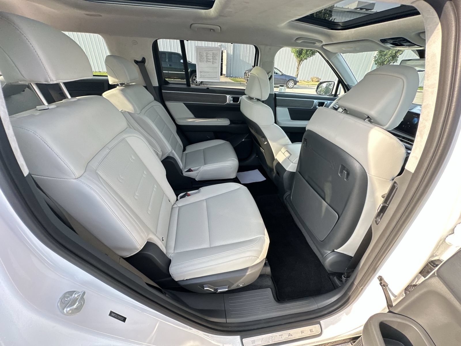 Used 2025 Hyundai Santa Fe Calligraphy AWD/4WD image 27