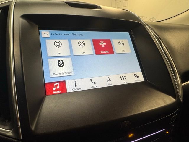 Used 2018 Ford Edge Titanium w/ Technology Package image 17