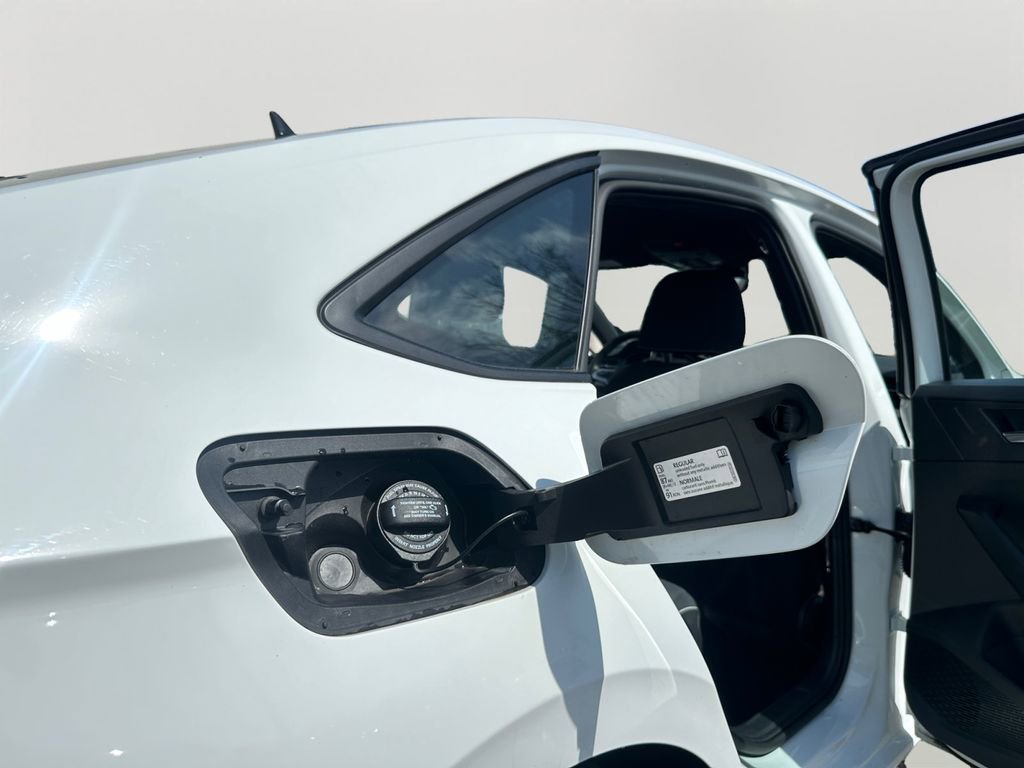 Used 2025 Volkswagen Jetta Sport image 28