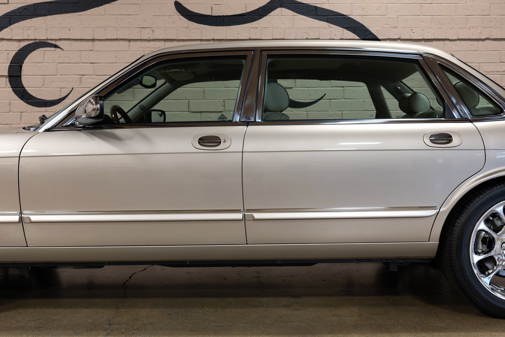 Used 2001 Jaguar XJ Supercharged RWD image 19