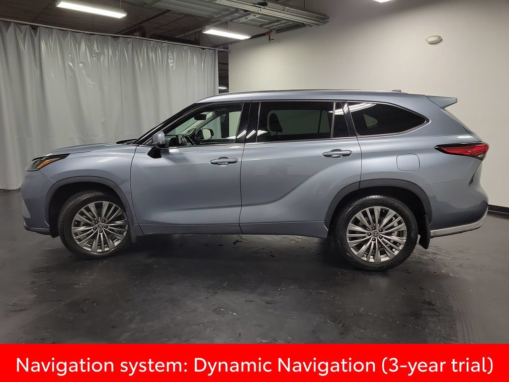 Used 2022 Toyota Highlander Platinum AWD/4WD image 5