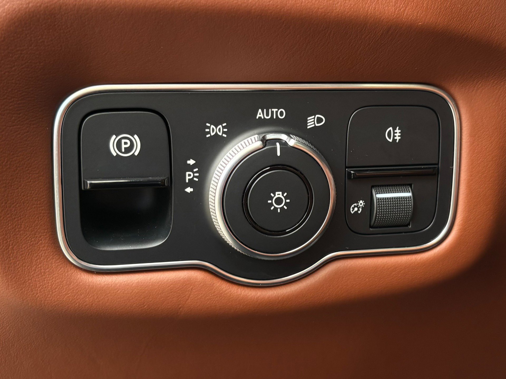 Used 2020 Aston Martin V8 Vantage Coupe RWD image 16
