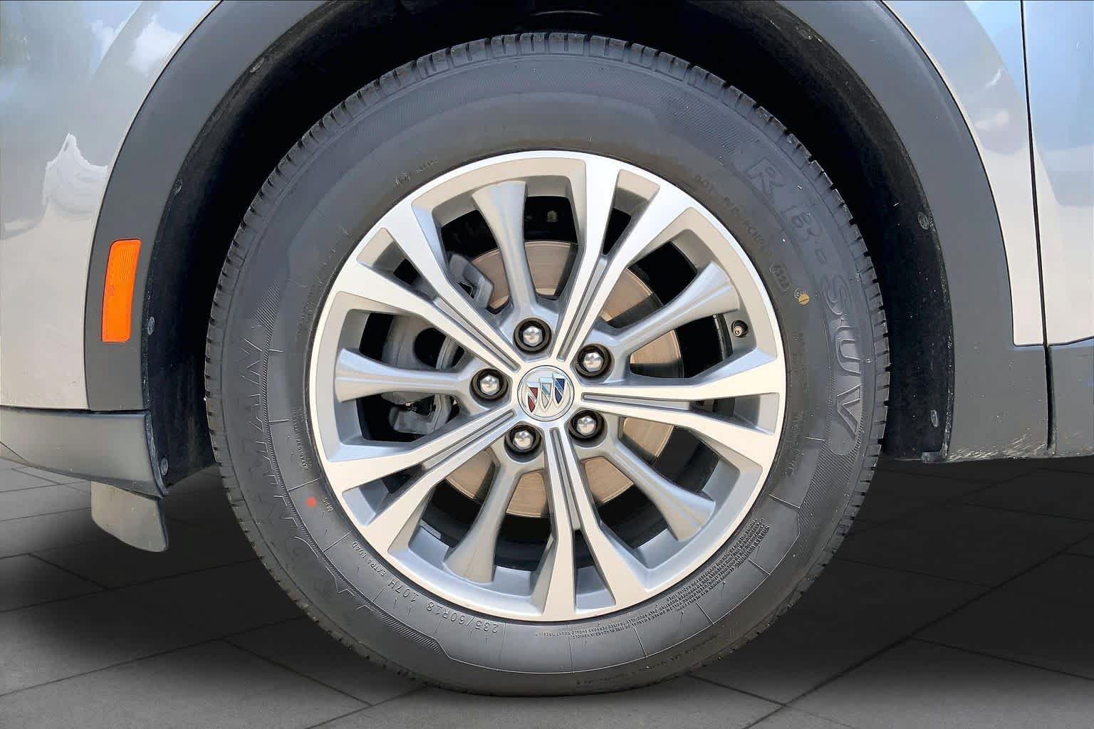 Used 2022 Buick Envision Preferred FWD image 11