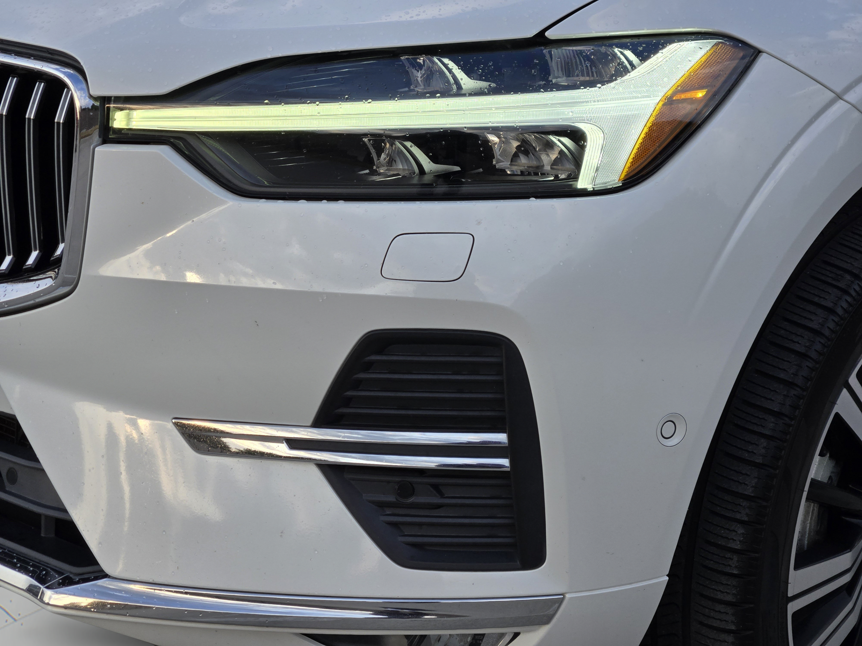 Used 2022 Volvo XC60 B5 Inscription w/ Advanced Package AWD/4WD image 28