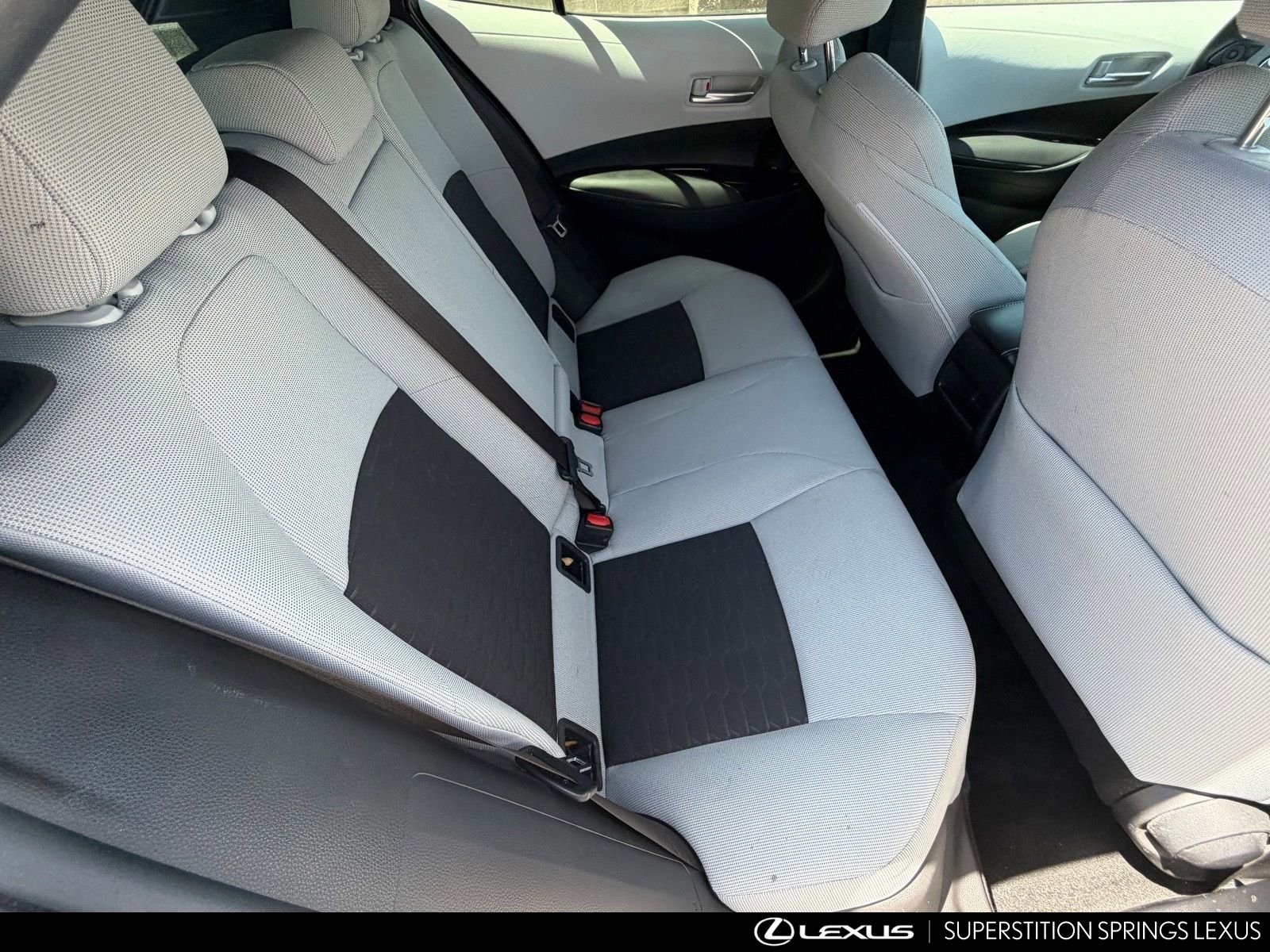 Used 2021 Toyota Corolla SE w/ SE Preferred Package image 13