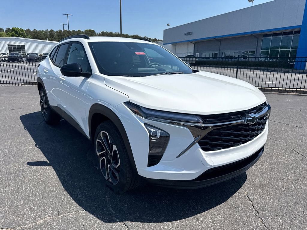 New 2026 Chevrolet Trax RS FWD image 4