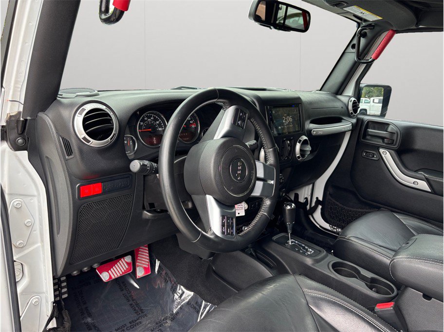 Used 2016 Jeep Wrangler Unlimited Rubicon Hard Rock AWD/4WD image 6