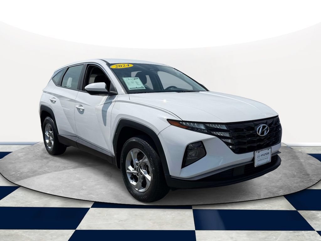 Certified 2024 Hyundai Tucson SE AWD/4WD image 1