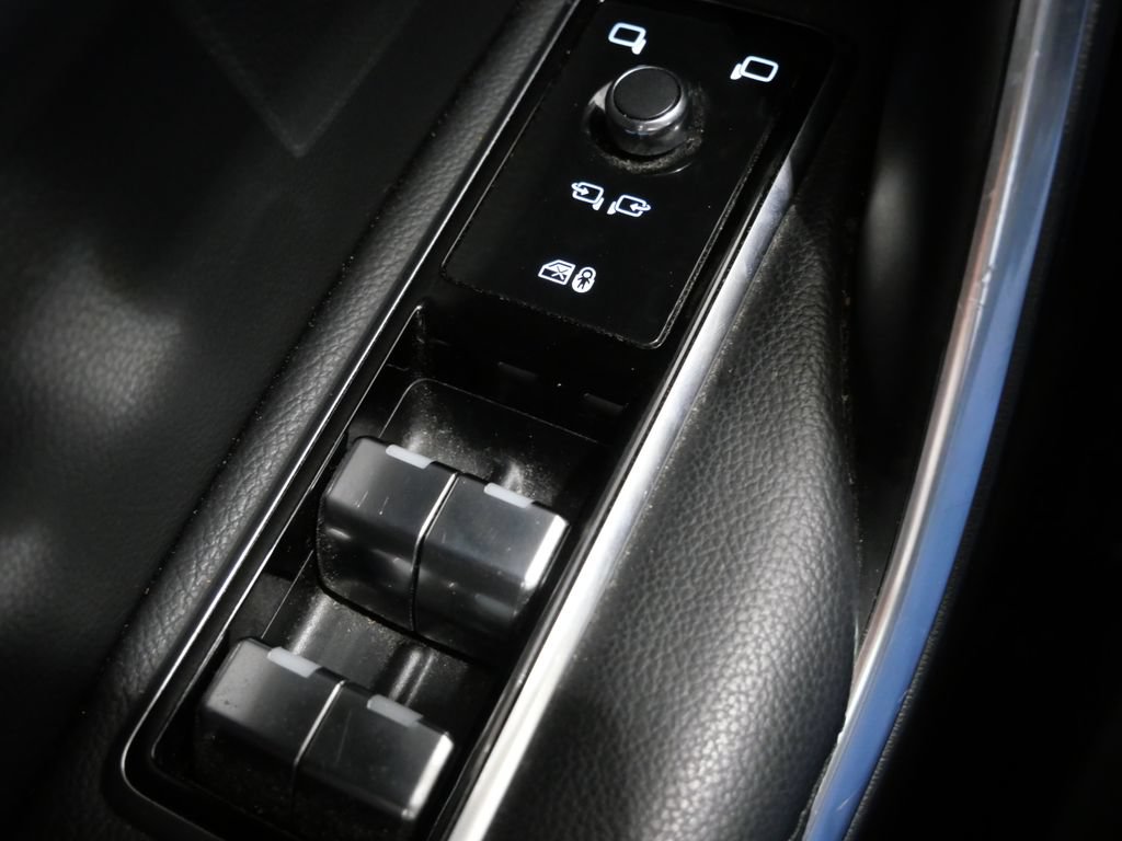 Used 2021 Jaguar F-PACE S AWD/4WD image 14