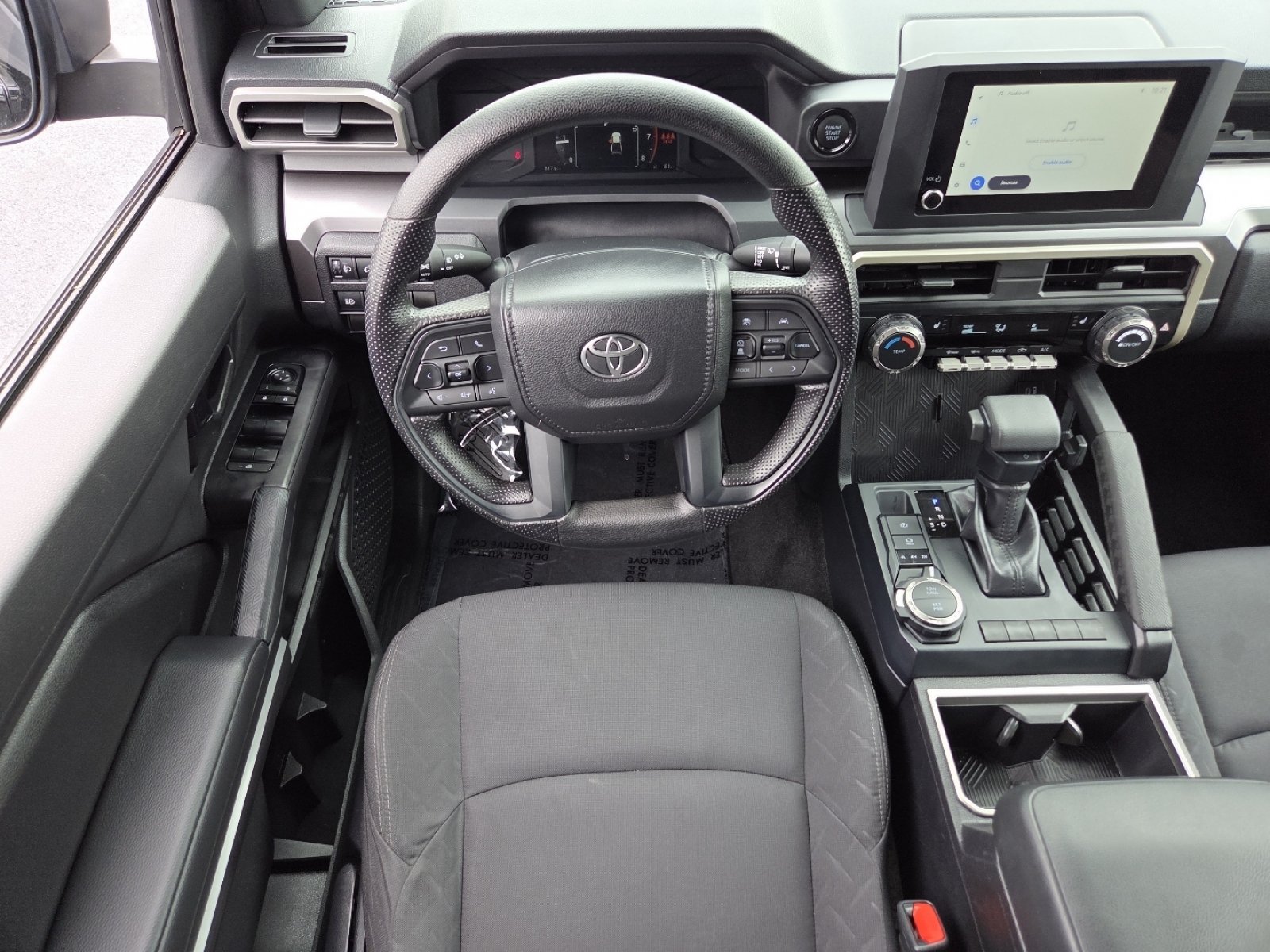 Used 2025 Toyota Tacoma SR5 AWD/4WD image 26