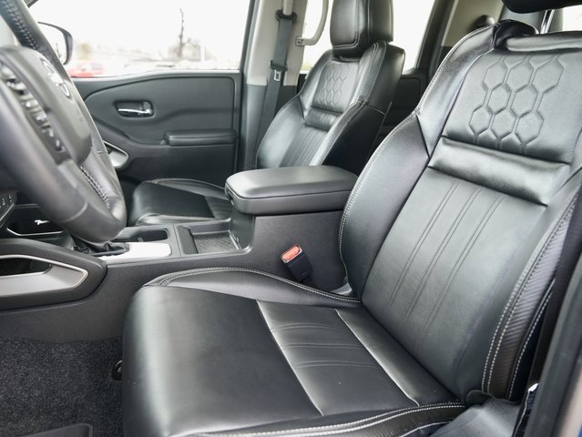 Used 2024 Nissan Frontier SL w/ Technology Package image 13