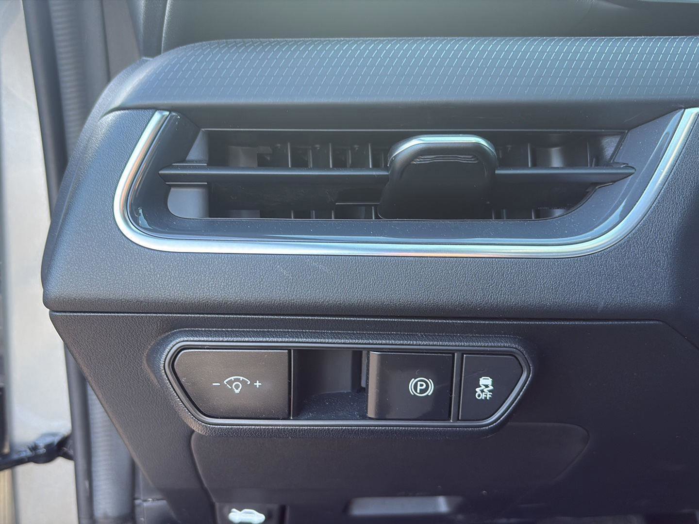 Used 2025 Kia K4 GT-Line image 17