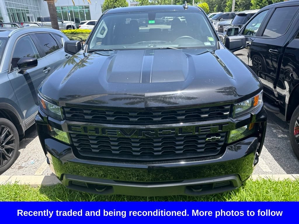 Used 2021 Chevrolet Silverado 1500 Custom w/ Rally Edition RWD image 2