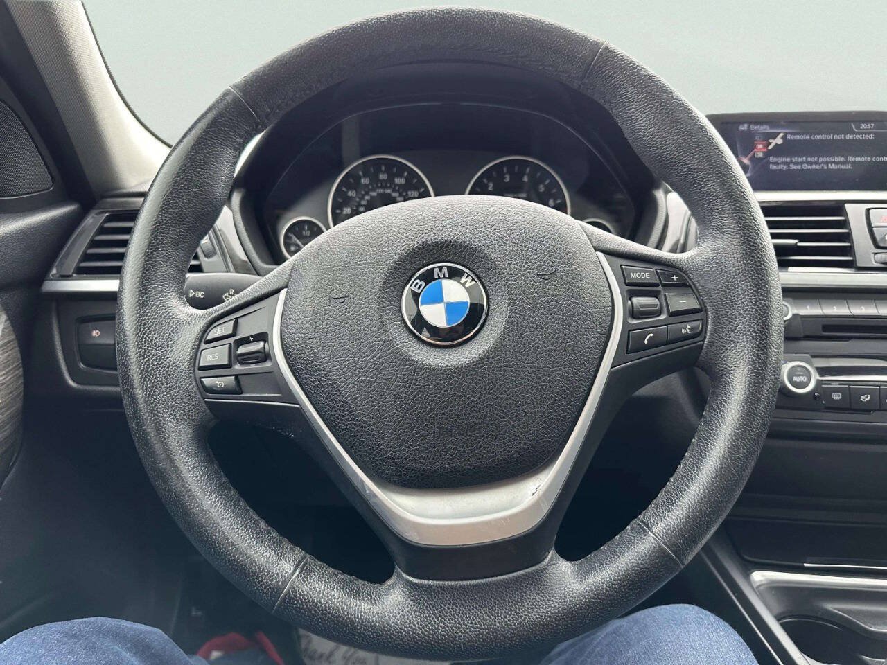 Used 2015 BMW 328i xDrive Sedan AWD/4WD image 23