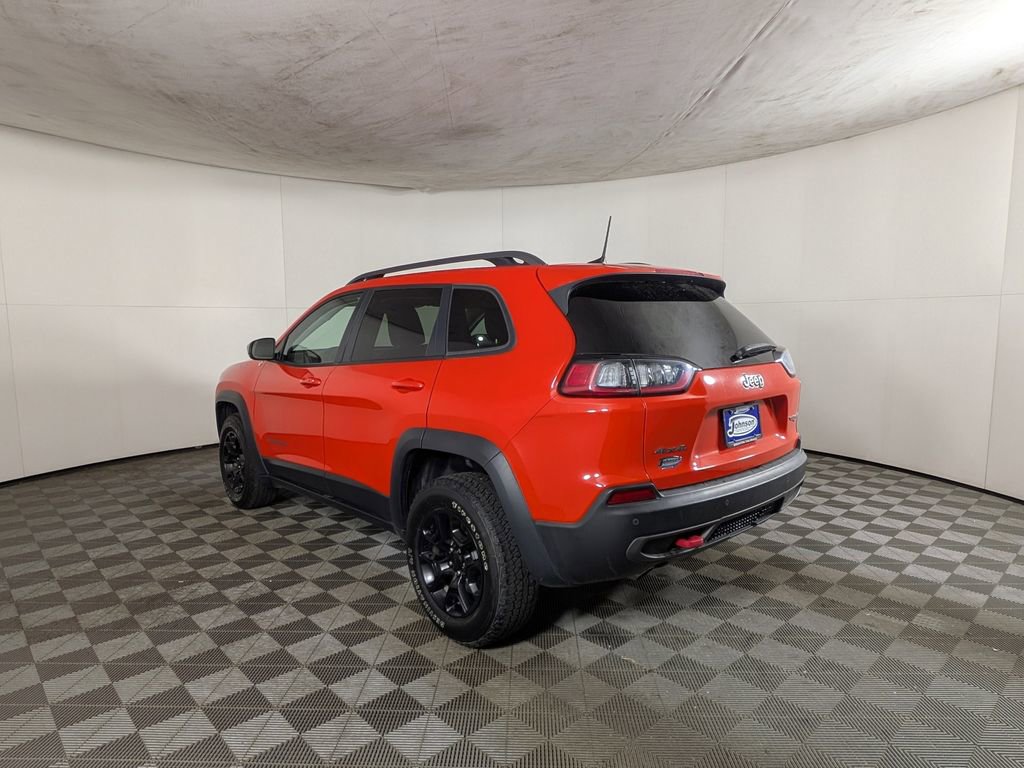 Certified 2021 Jeep Cherokee Trailhawk w/ Premium Leather Package AWD/4WD image 4
