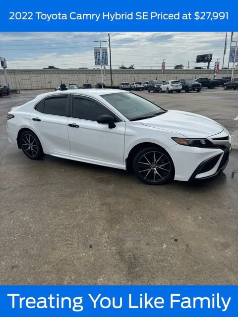 Used 2022 Toyota Camry SE