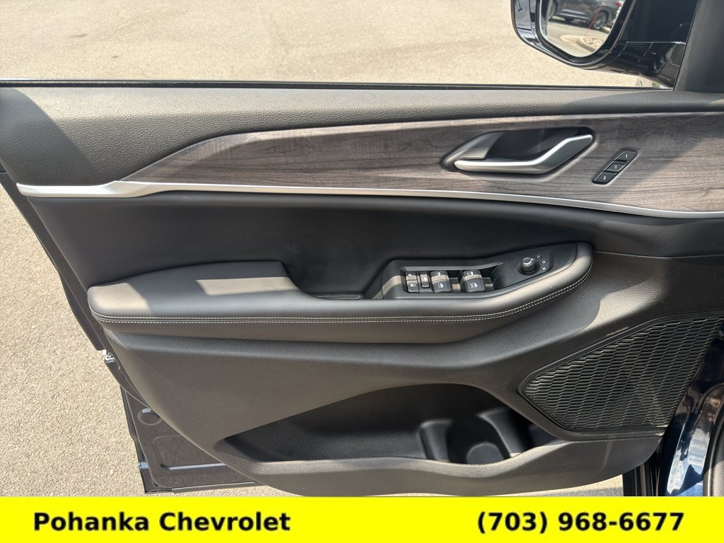 Used 2024 Jeep Grand Cherokee L Limited AWD/4WD image 22