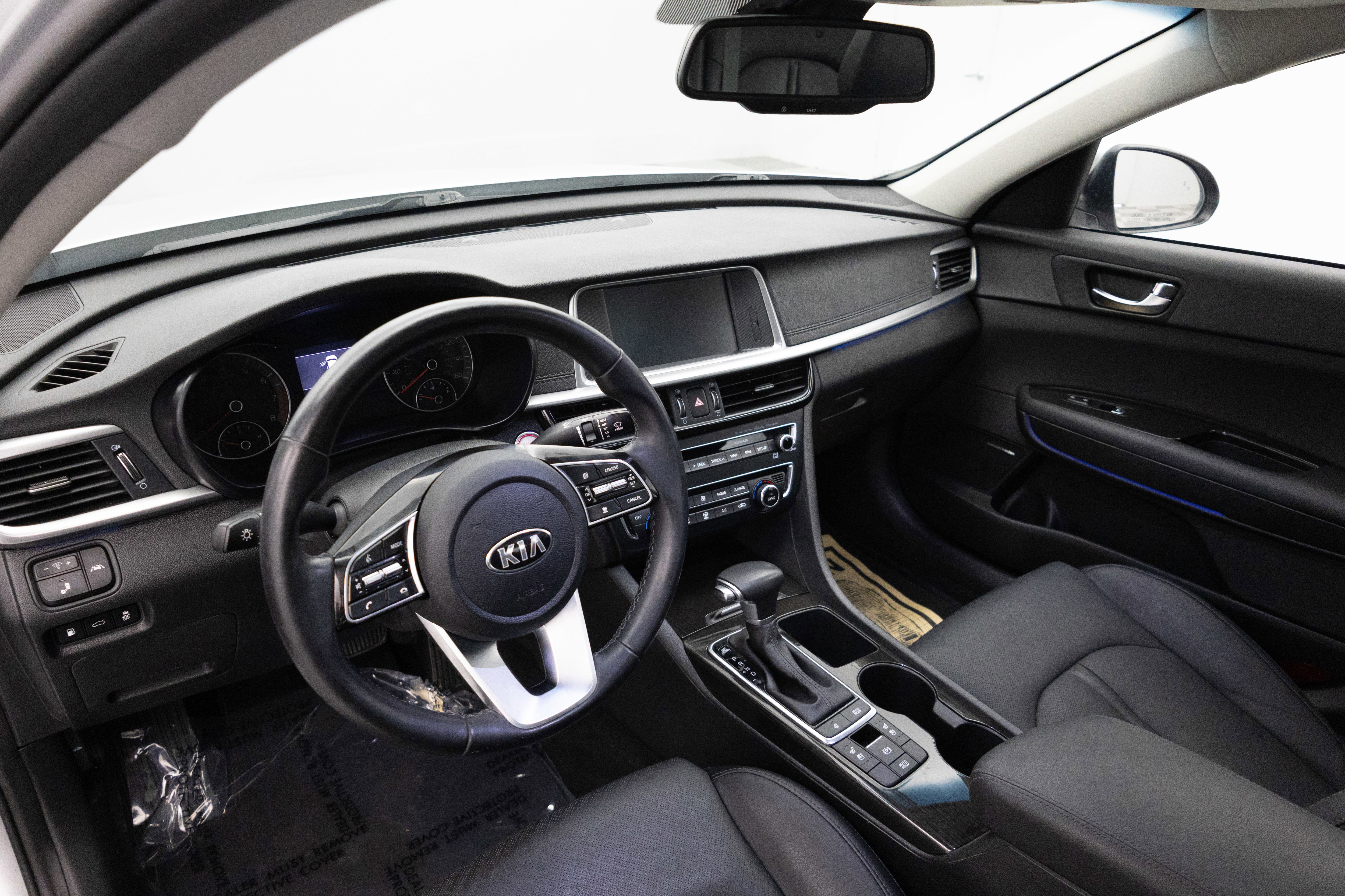 Used 2020 Kia Optima Premium image 25