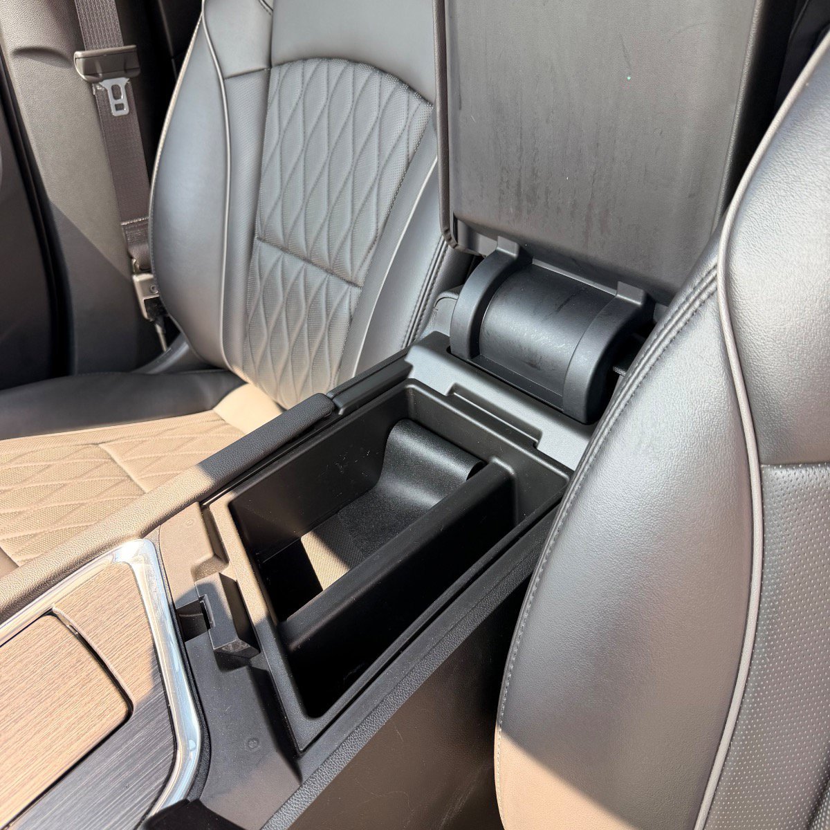 Used 2023 Buick Enclave Avenir w/ Avenir Technology Package FWD image 21