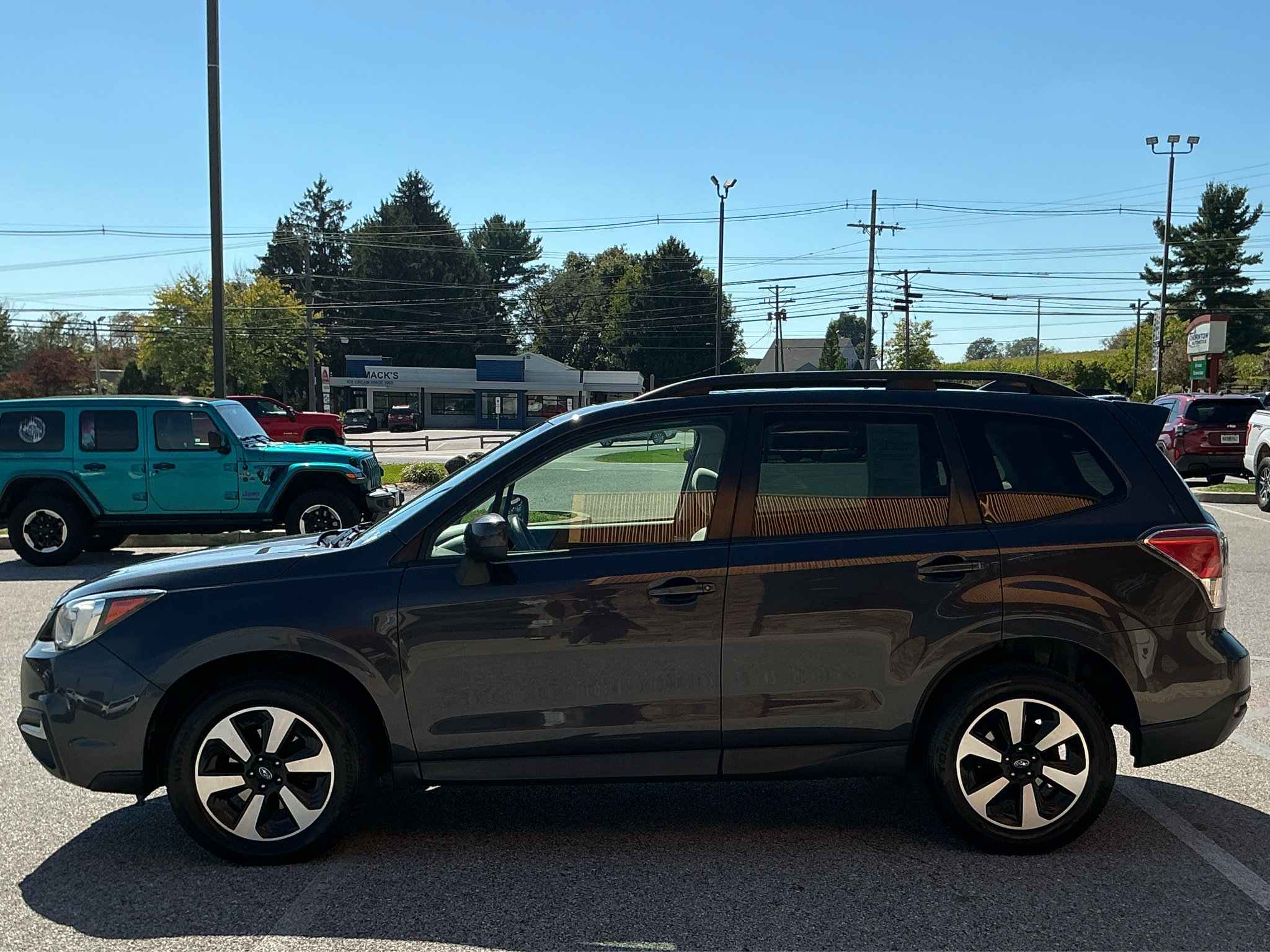 Used 2018 Subaru Forester 2.5i Premium AWD/4WD image 7