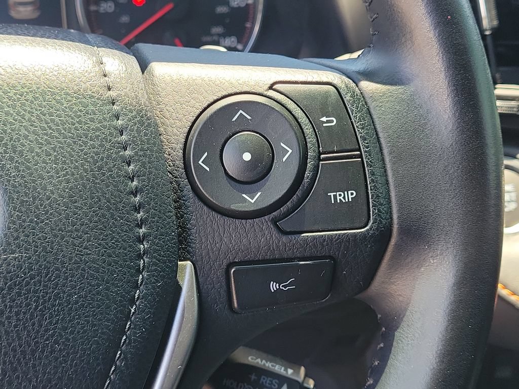 Used 2017 Toyota RAV4 SE FWD image 29
