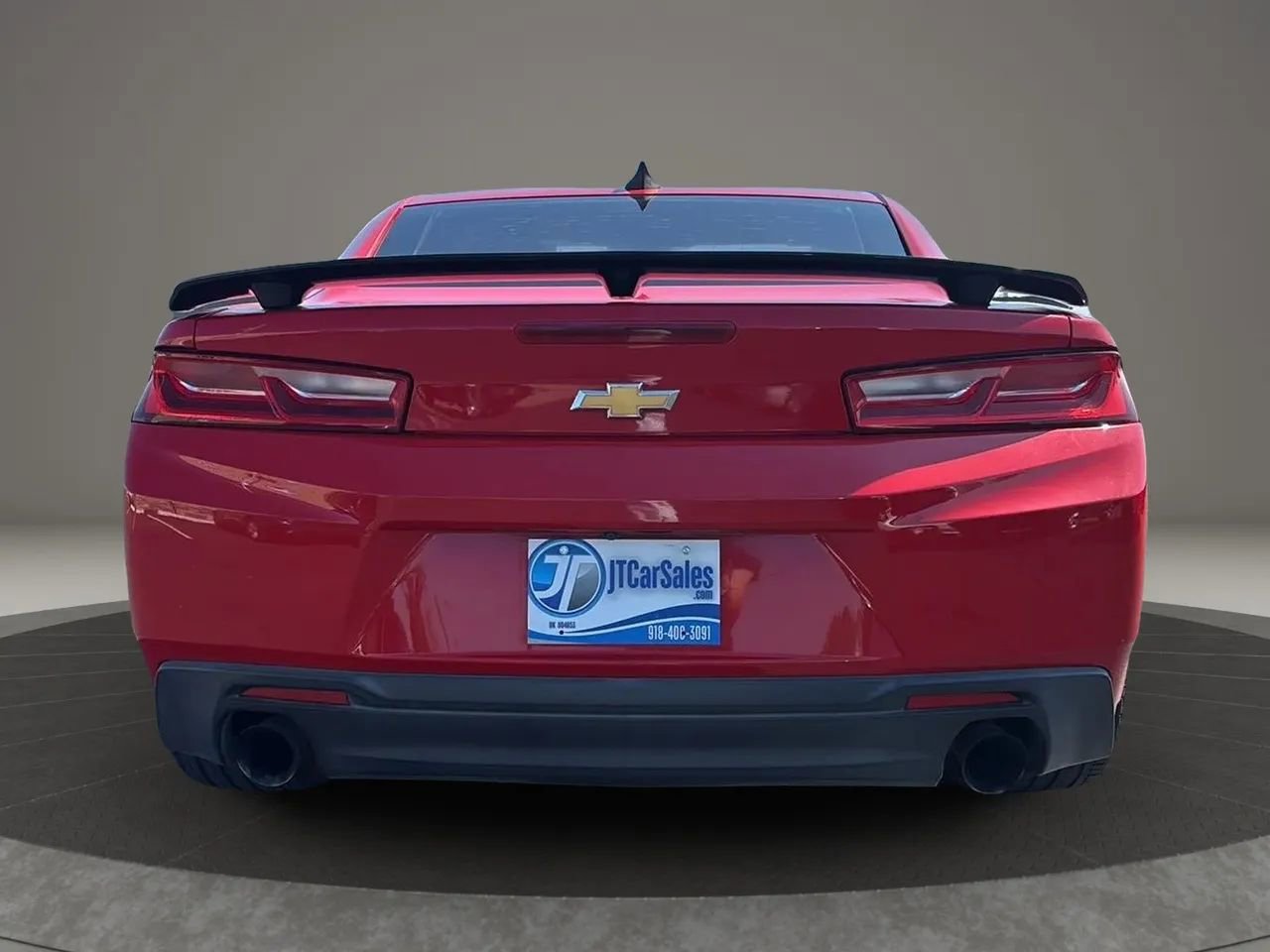Used 2016 Chevrolet Camaro LT image 10
