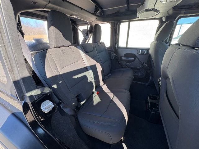 Used 2021 Jeep Wrangler Unlimited Sport image 26