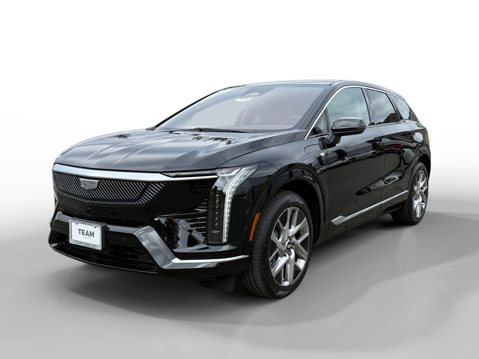 New 2025 Cadillac Optiq Luxury 1