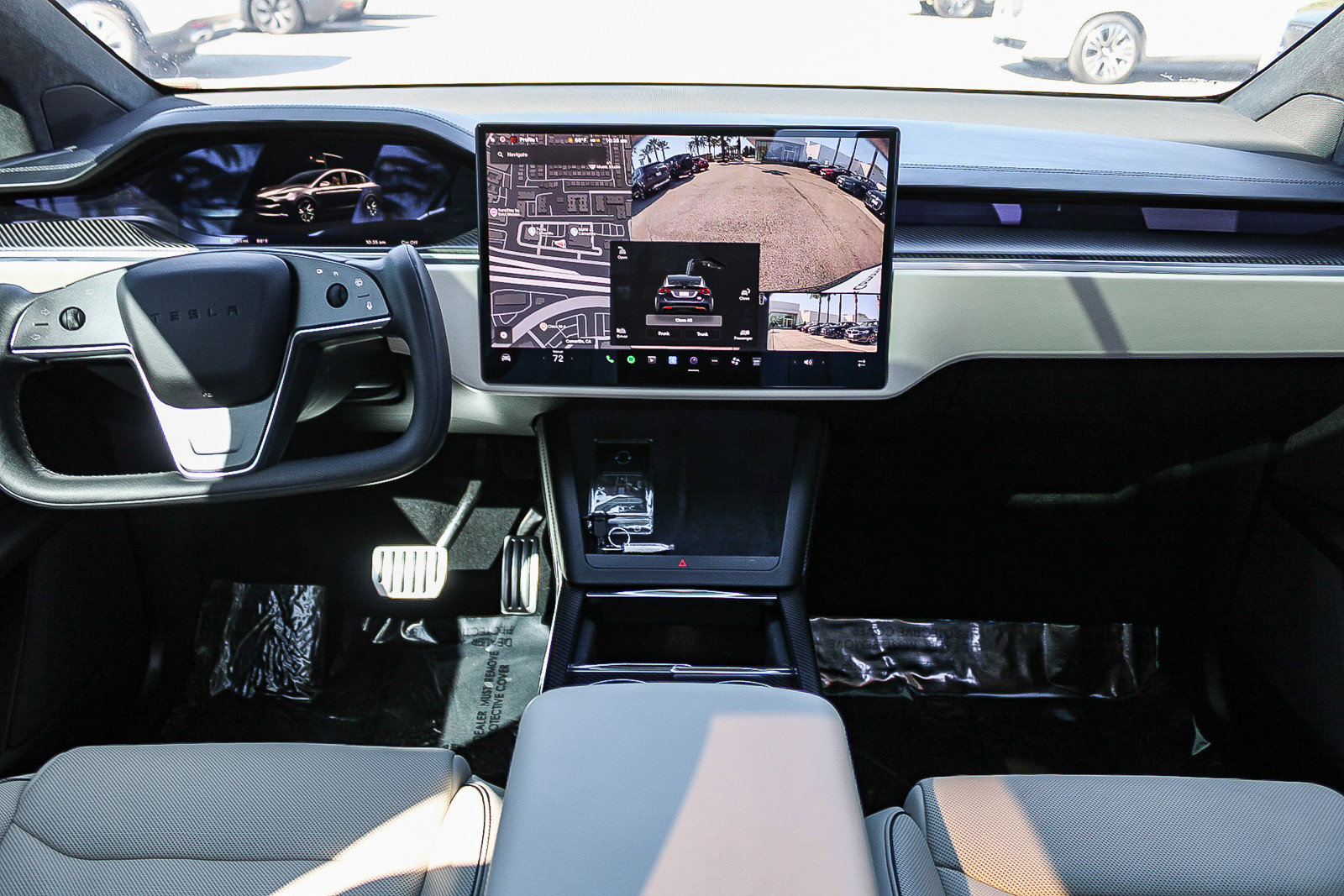 Used 2022 Tesla Model X Plaid image 12