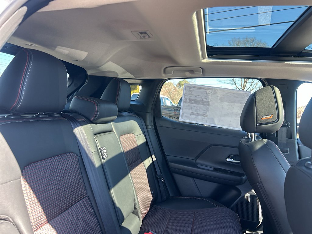 New 2026 Nissan Kicks SR image 14